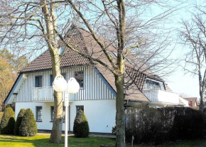 Eichenpark Haus 1 Wohnung 5 in Prerow